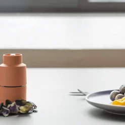 Crushgrind Pepermolen - kruidenmolen Billund - Masala - 11,6cm